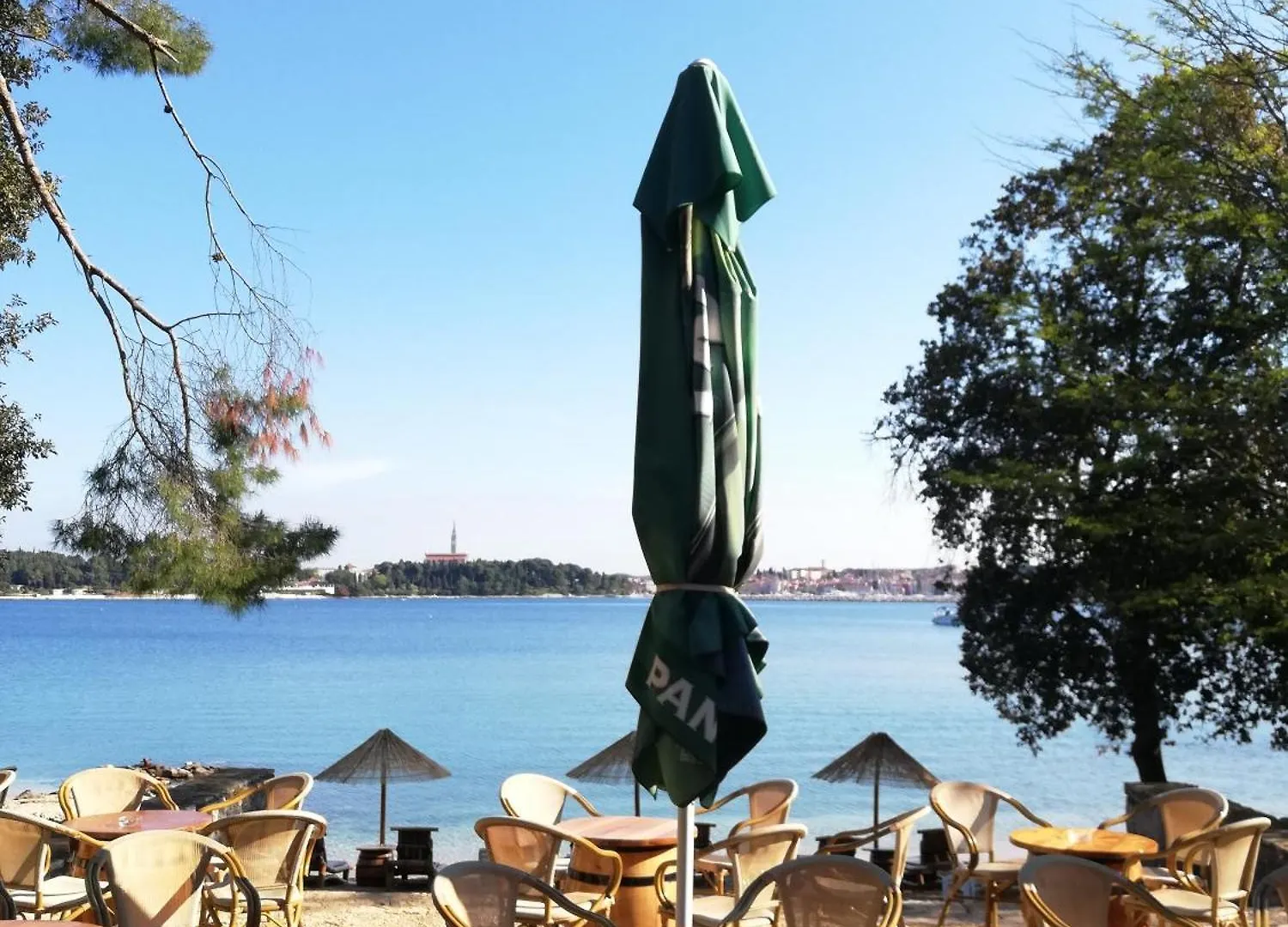 Apartments Poretti For 2,In Center Parking Free In The Yard,6 Min Beach Walk Rovinj