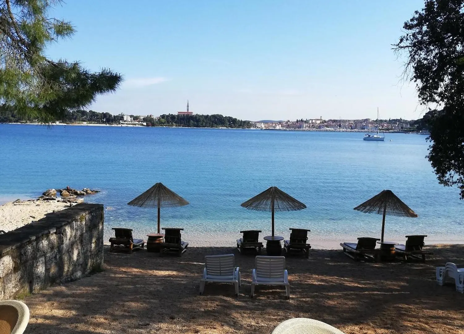 Apartments Poretti For 2,In Center Parking Free In The Yard,6 Min Beach Walk Rovigno