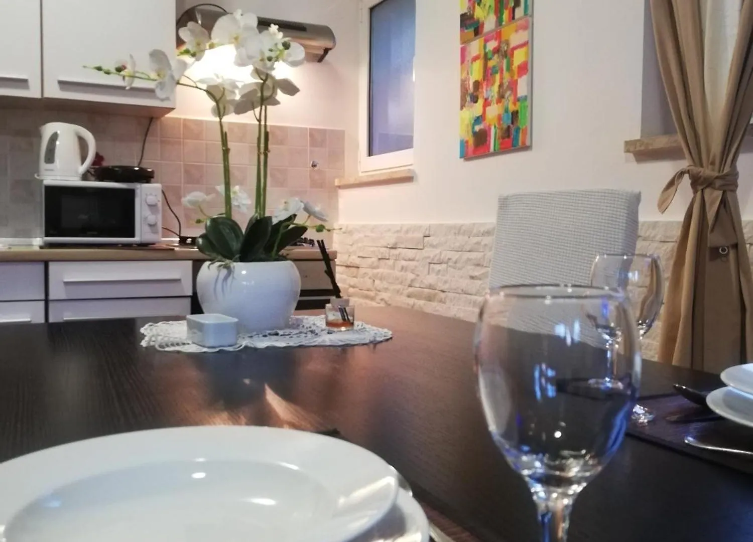 Apartments Poretti For 2,In Center Parking Free In The Yard,6 Min Beach Walk Rovinj
