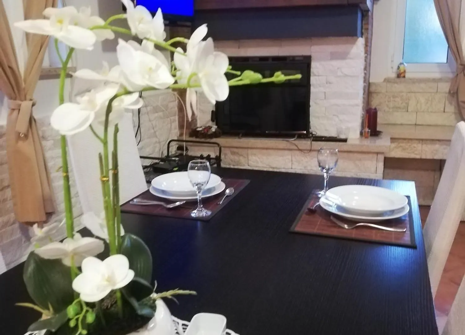 Apartments Poretti For 2,In Center Parking Free In The Yard,6 Min Beach Walk Rovigno