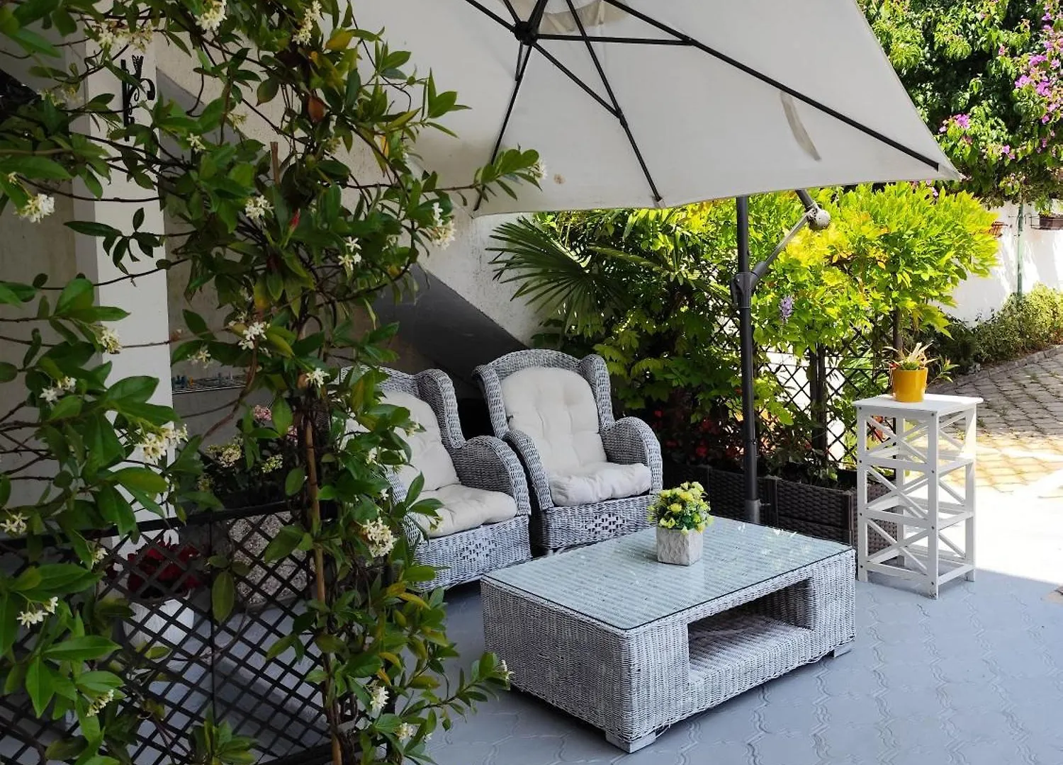 Apartments Poretti For 2,In Center Parking Free In The Yard,6 Min Beach Walk location