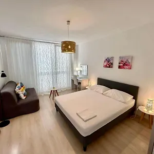 Ravkin , Zara Croazia